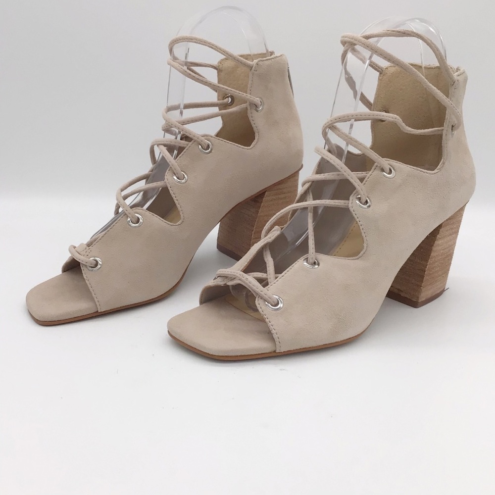 NWT Women's Vince Camuto Nahara Sandal nude - Picture 4 of 7